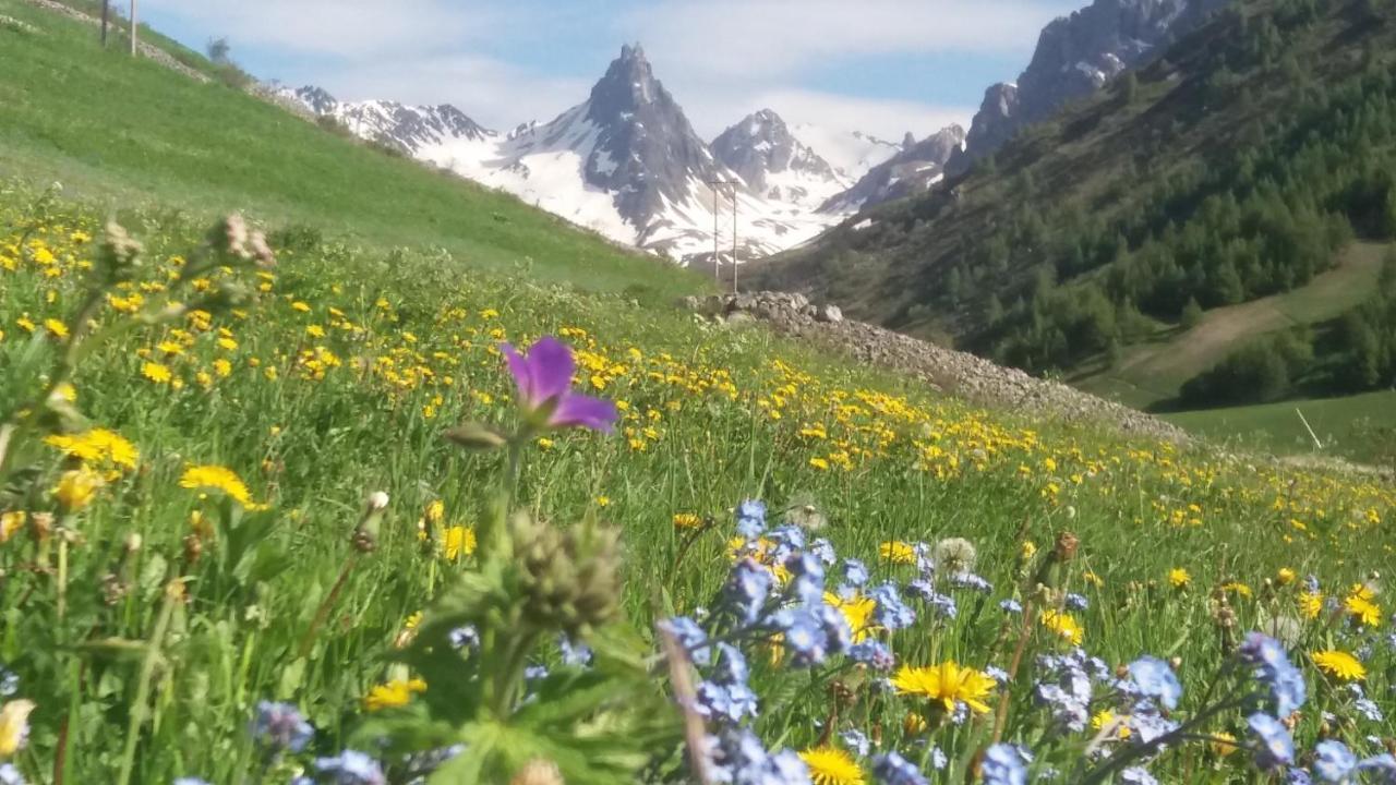 Отель Aiguille Noire Валуар Экстерьер фото